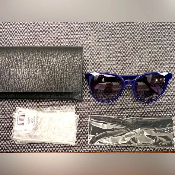 Beautiful NWT  blue Furla sunglasses Furla Women main image 3